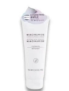 Miniso Niacinamide Hydrating Facial Cleanser