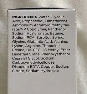 M.A.D Skincare Glycolic 7% Exfoliating Serum