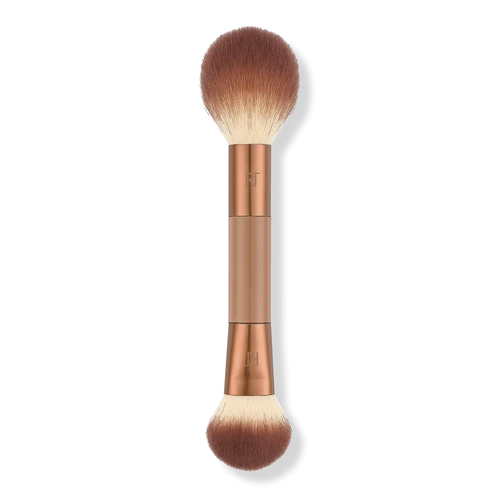 Real Techniques ® Cherry On Top It's All Blush Makeup Brush