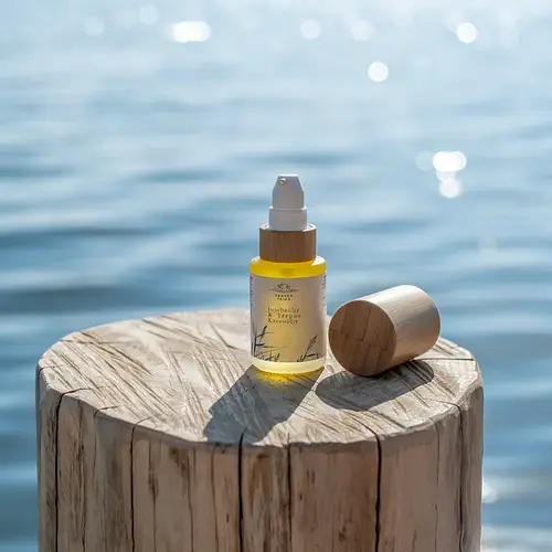 Saaren Taika Jojoba & Tea Tree Facial Oil, the best and most effective help for pimples, suitable for acne-prone skin, 100% natural, vegan