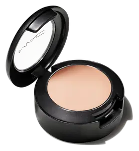 Mac Cosmetics Studio Finish Concealer NC15