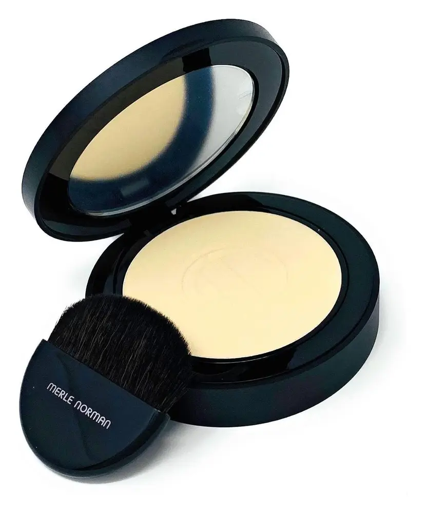 Merle Norman Soft-Focus Finishing Powder Light to Medium