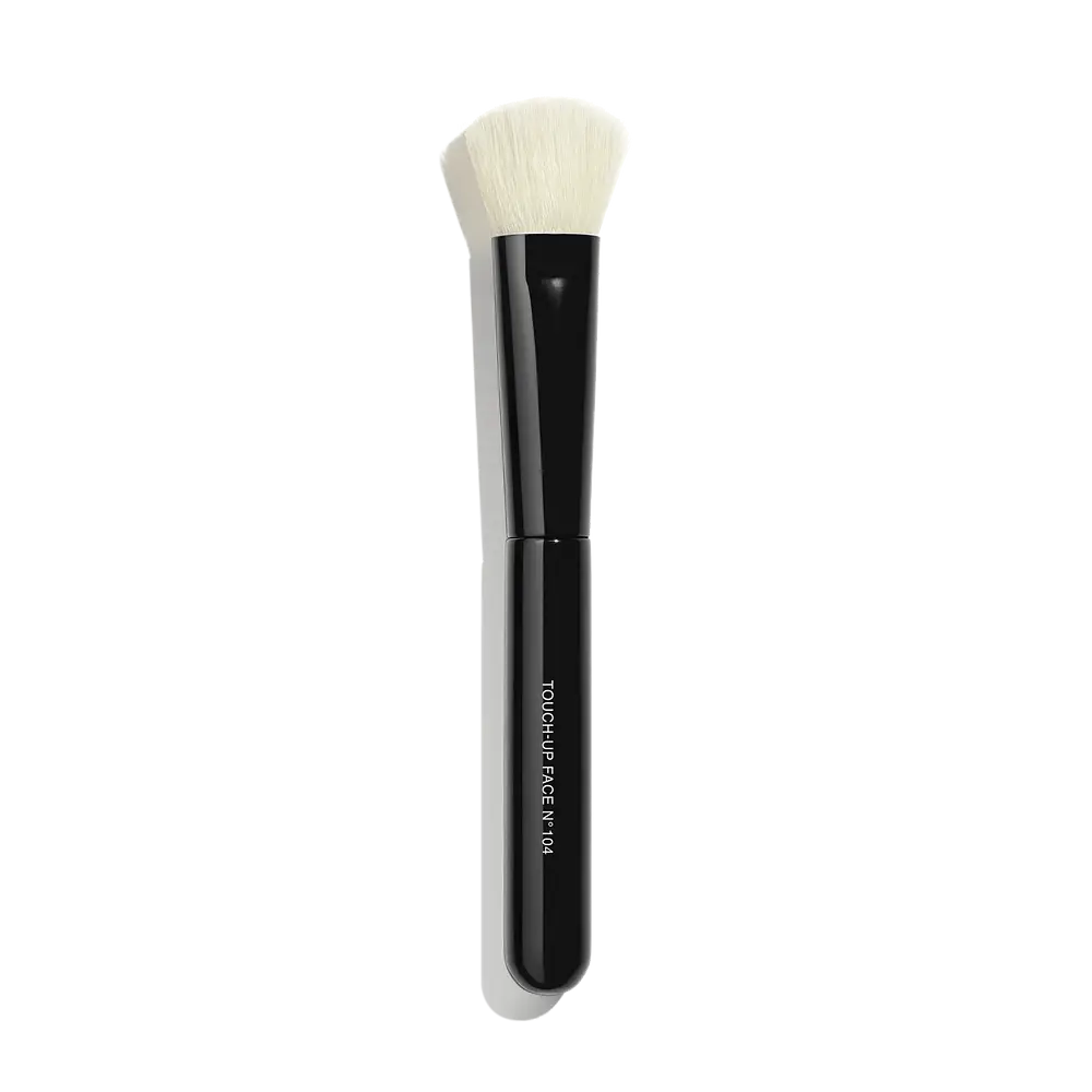 Chanel Touch-Up Face Brush N°104