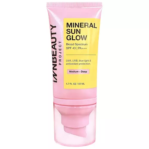 iNNBEAUTY PROJECT Mineral Sun Glow Broad Spectrum SPF 43 PA +++ with Peptides and Vitamin C Medium-Deep